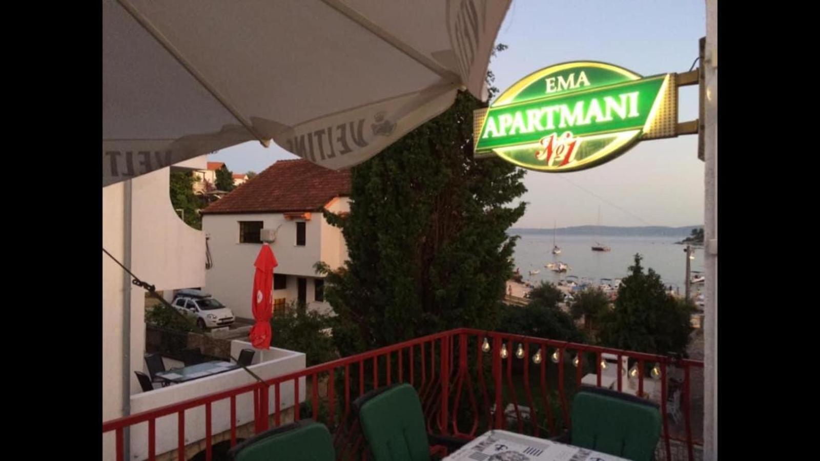 Apartmani Ema Traù Esterno foto