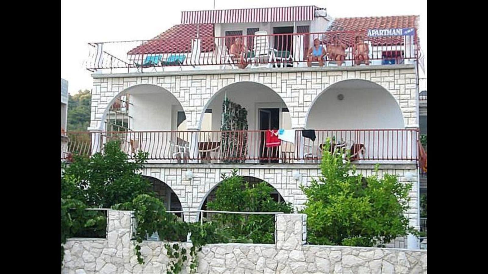 Apartmani Ema Traù Esterno foto