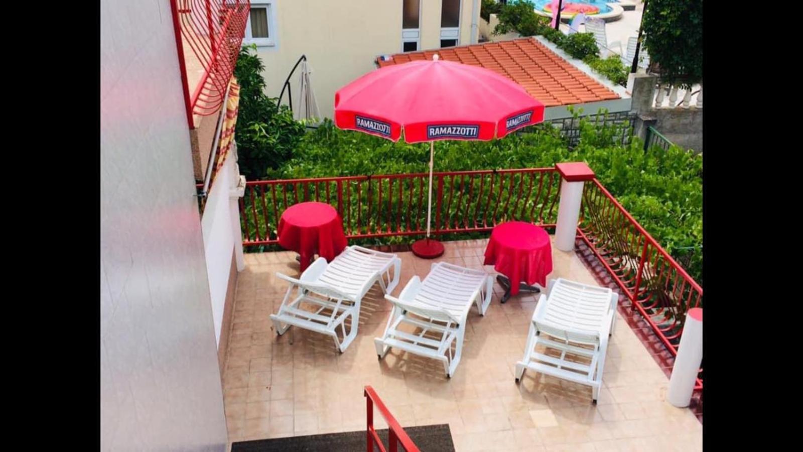 Apartmani Ema Traù Esterno foto