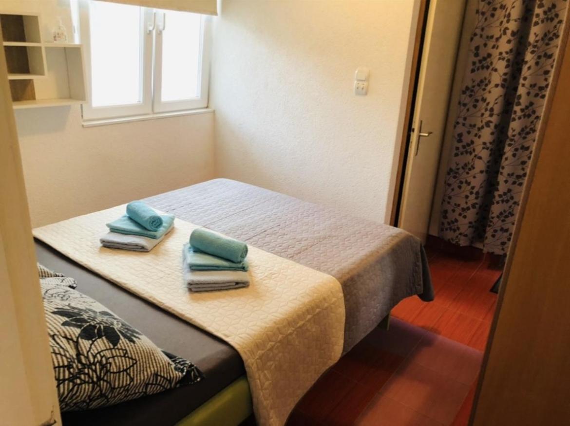 Apartmani Ema Traù Camera foto
