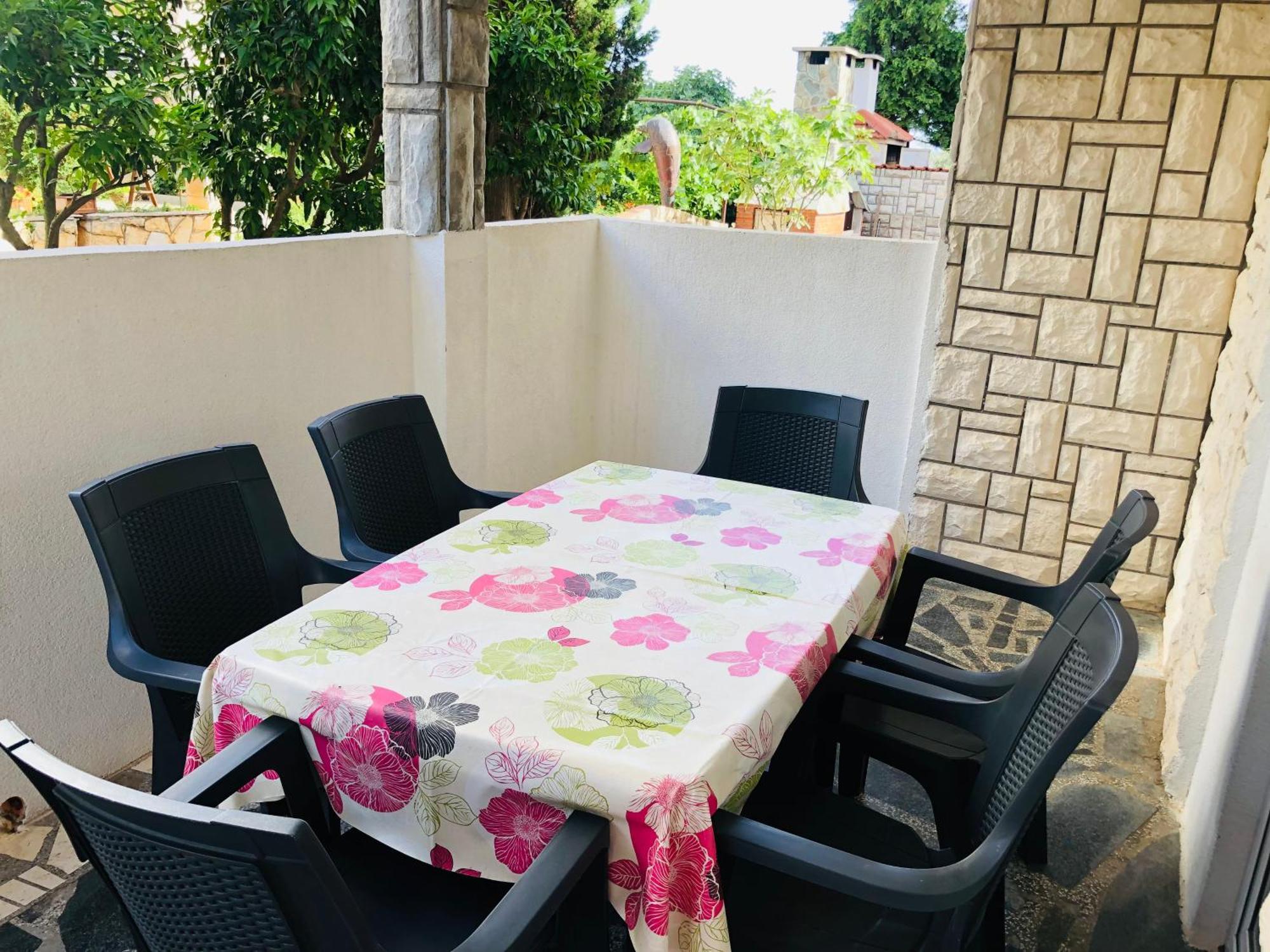 Apartmani Ema Traù Esterno foto